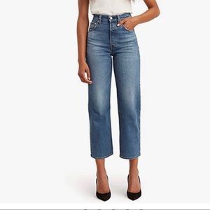 Levi's Ribcage Straight Ankle Jeans Size 28